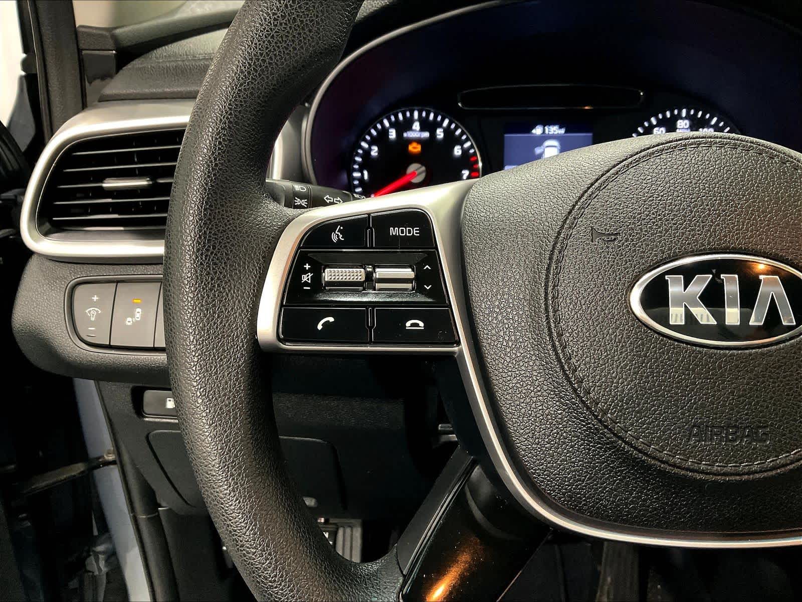 2020 Kia Sorento LX - Photo 23