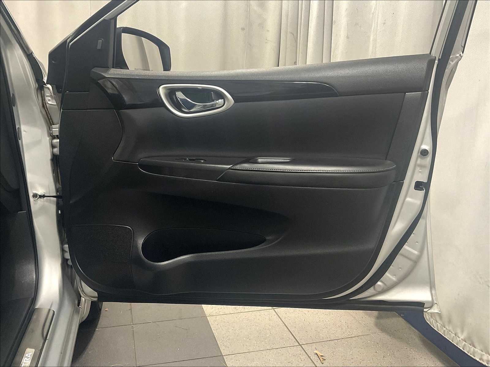 2019 Nissan Sentra SV - Photo 12