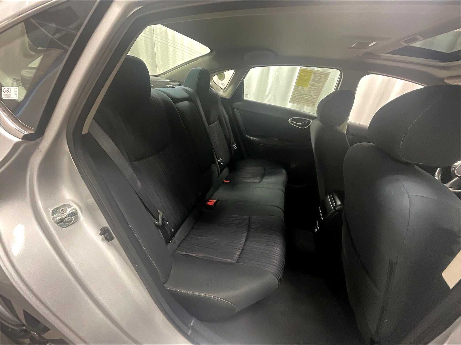 2019 Nissan Sentra SV - Photo 16