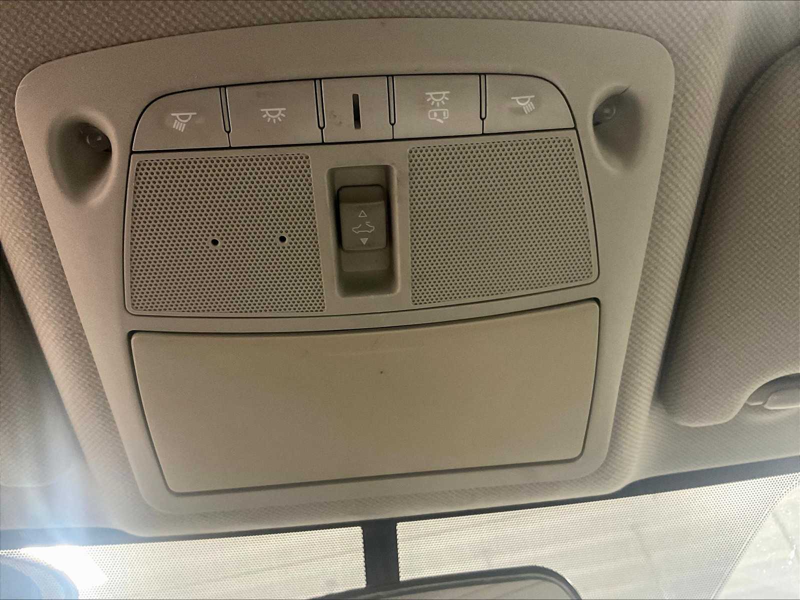 2019 Nissan Sentra SV - Photo 26