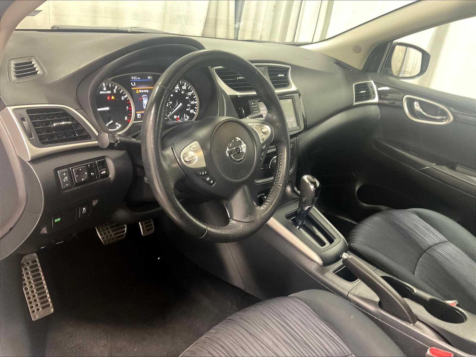 2019 Nissan Sentra SV - Photo 8