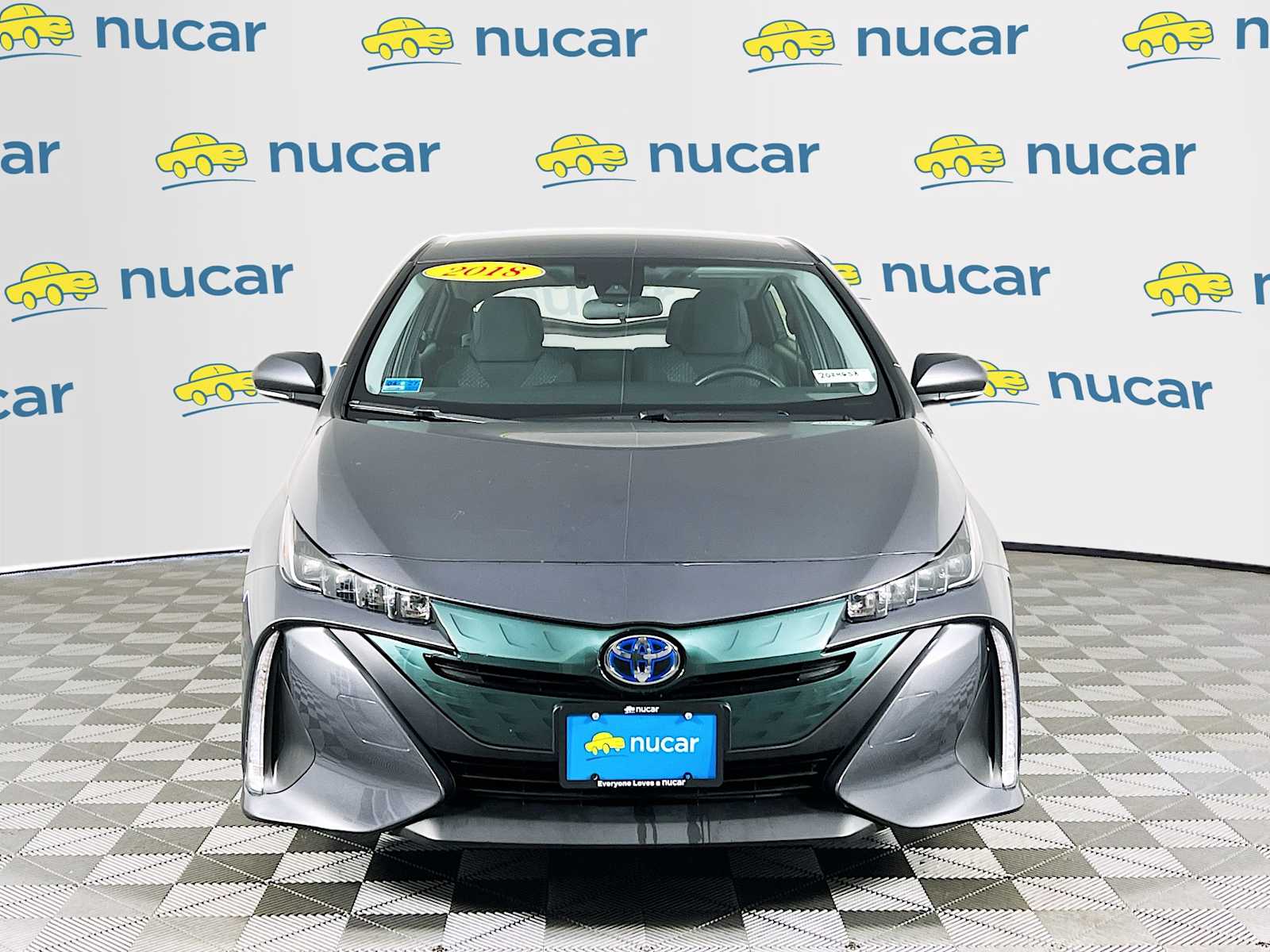 2018 Toyota Prius Prime Plus - Photo 2