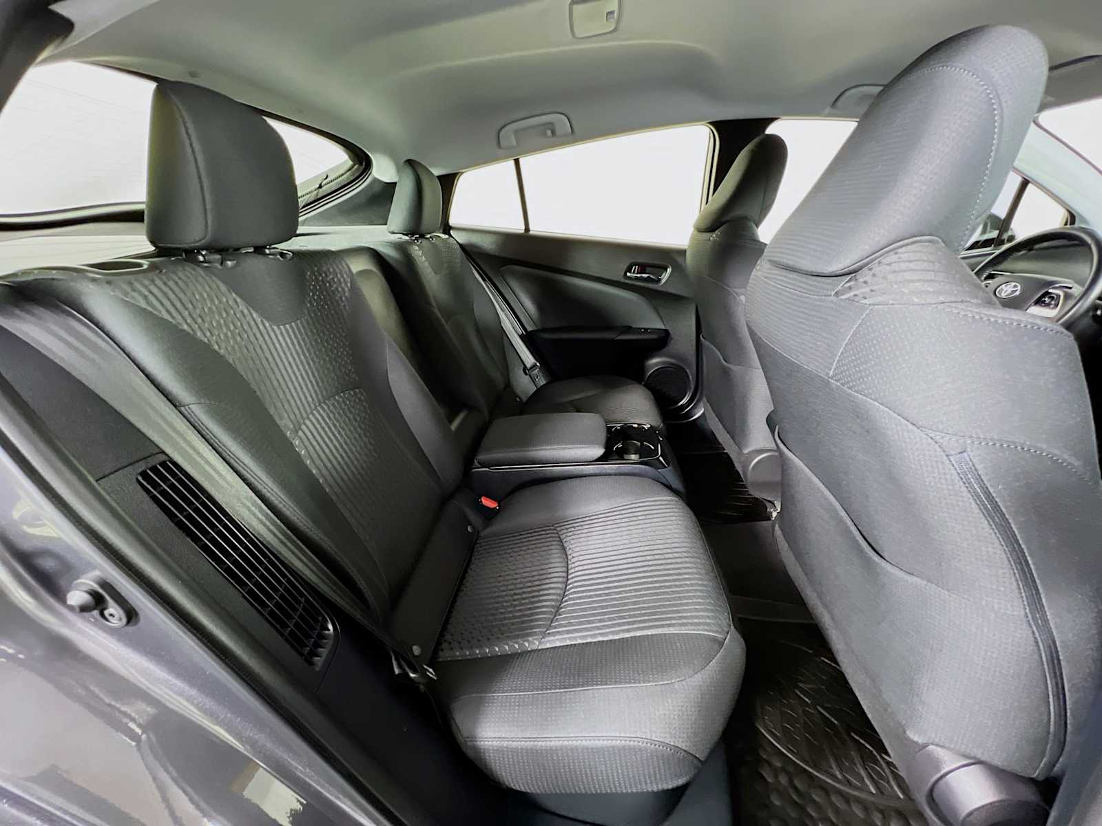 2018 Toyota Prius Prime Plus - Photo 27