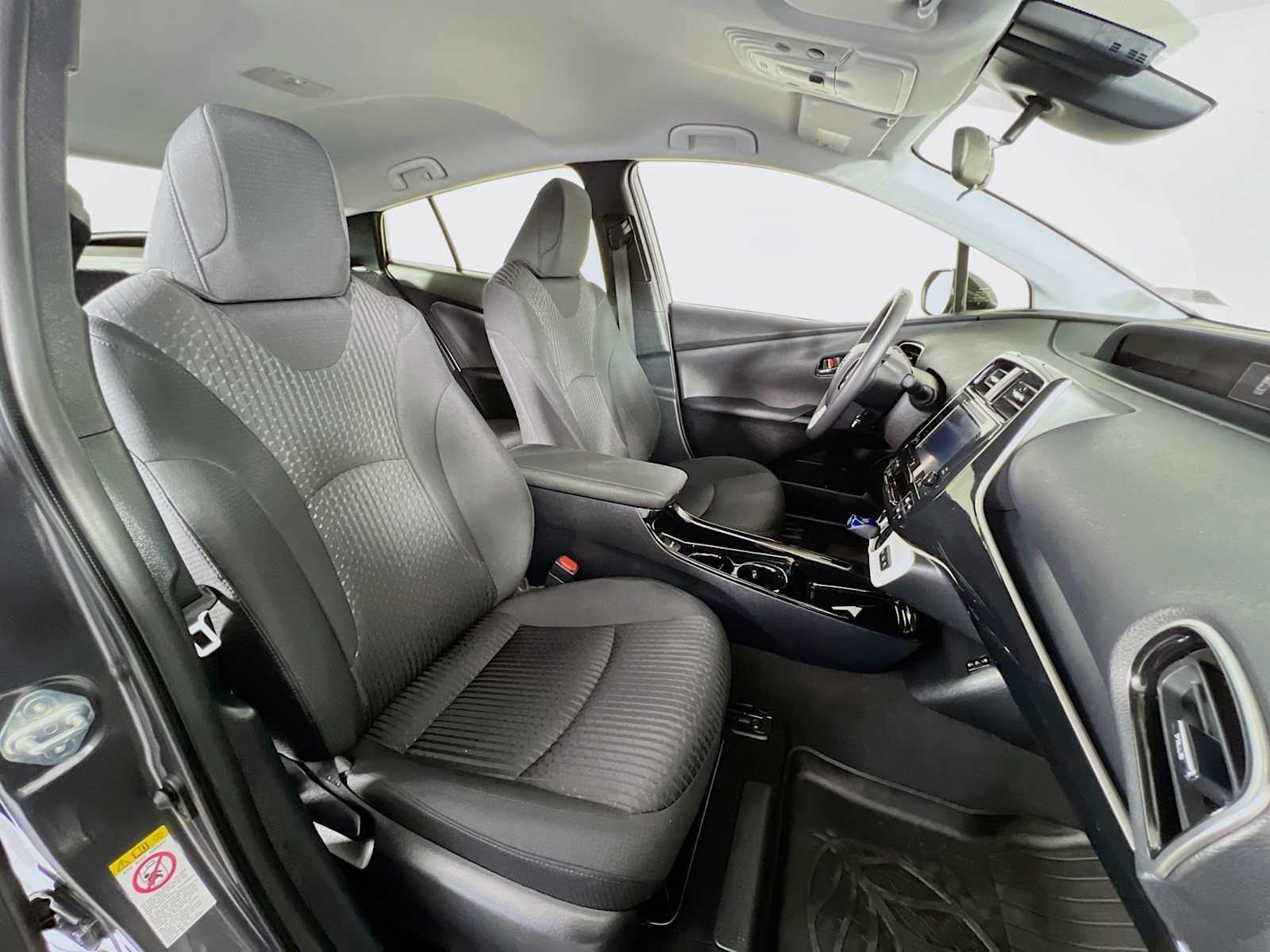 2018 Toyota Prius Prime Plus - Photo 28