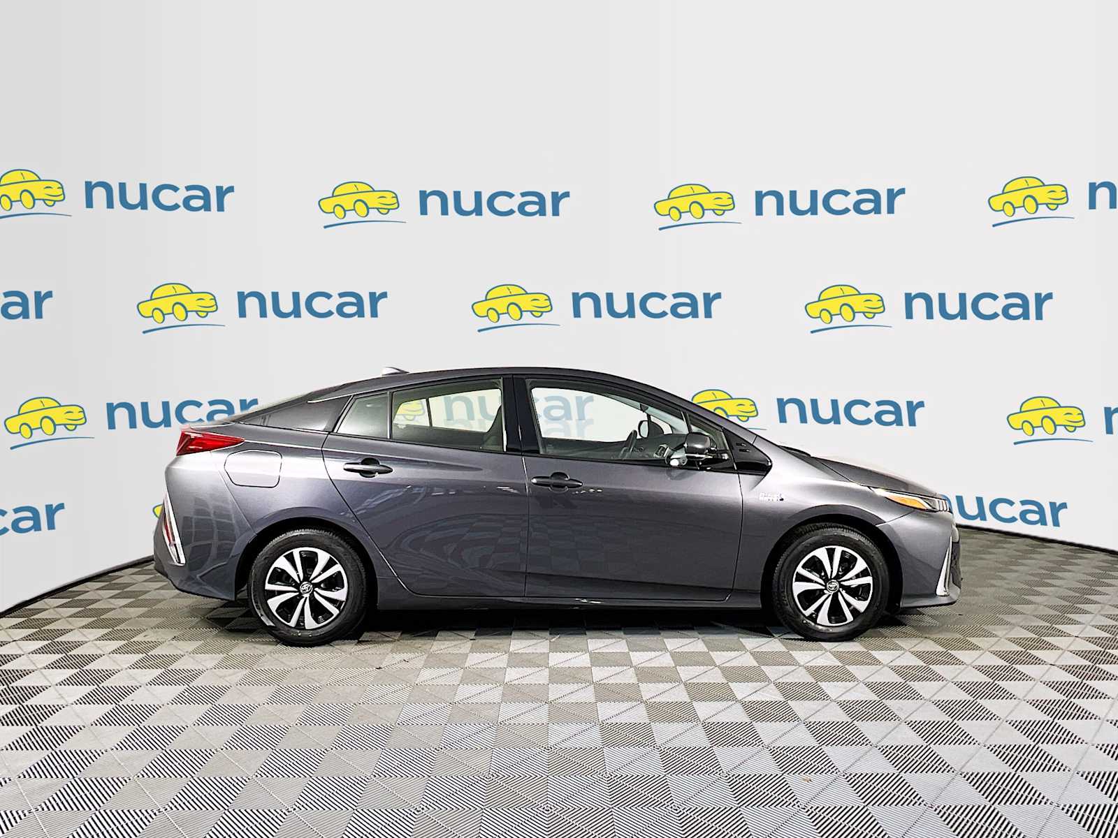 2018 Toyota Prius Prime Plus - Photo 8