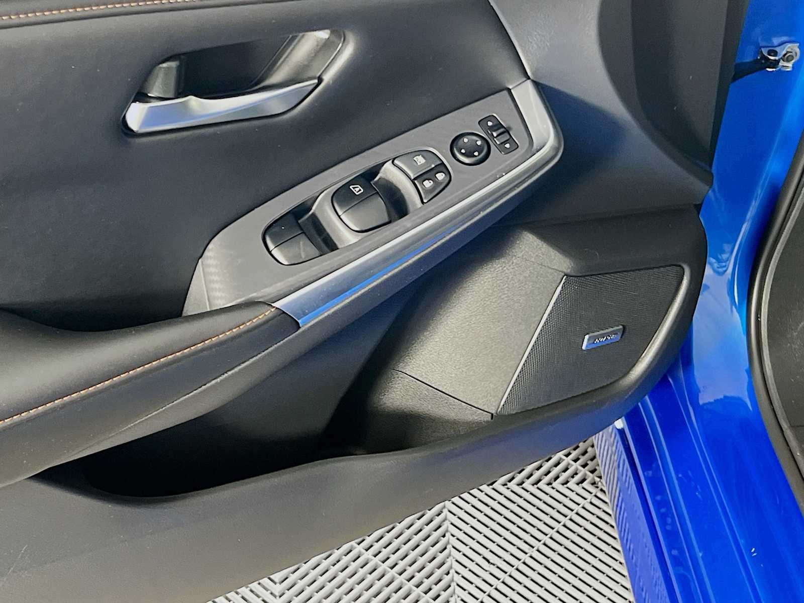 2023 Nissan Sentra SR - Photo 18