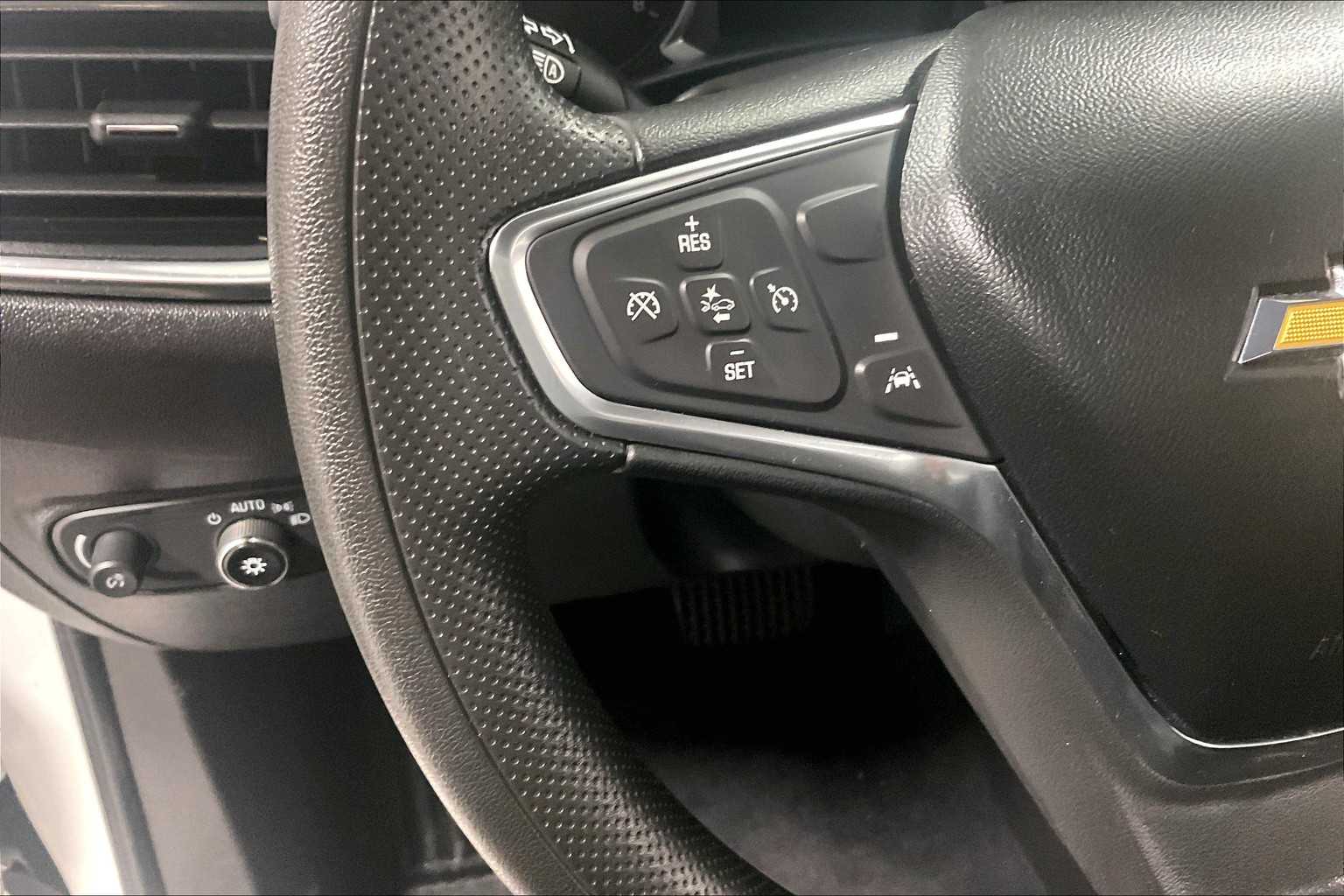 2021 Chevrolet Equinox LT - Photo 23