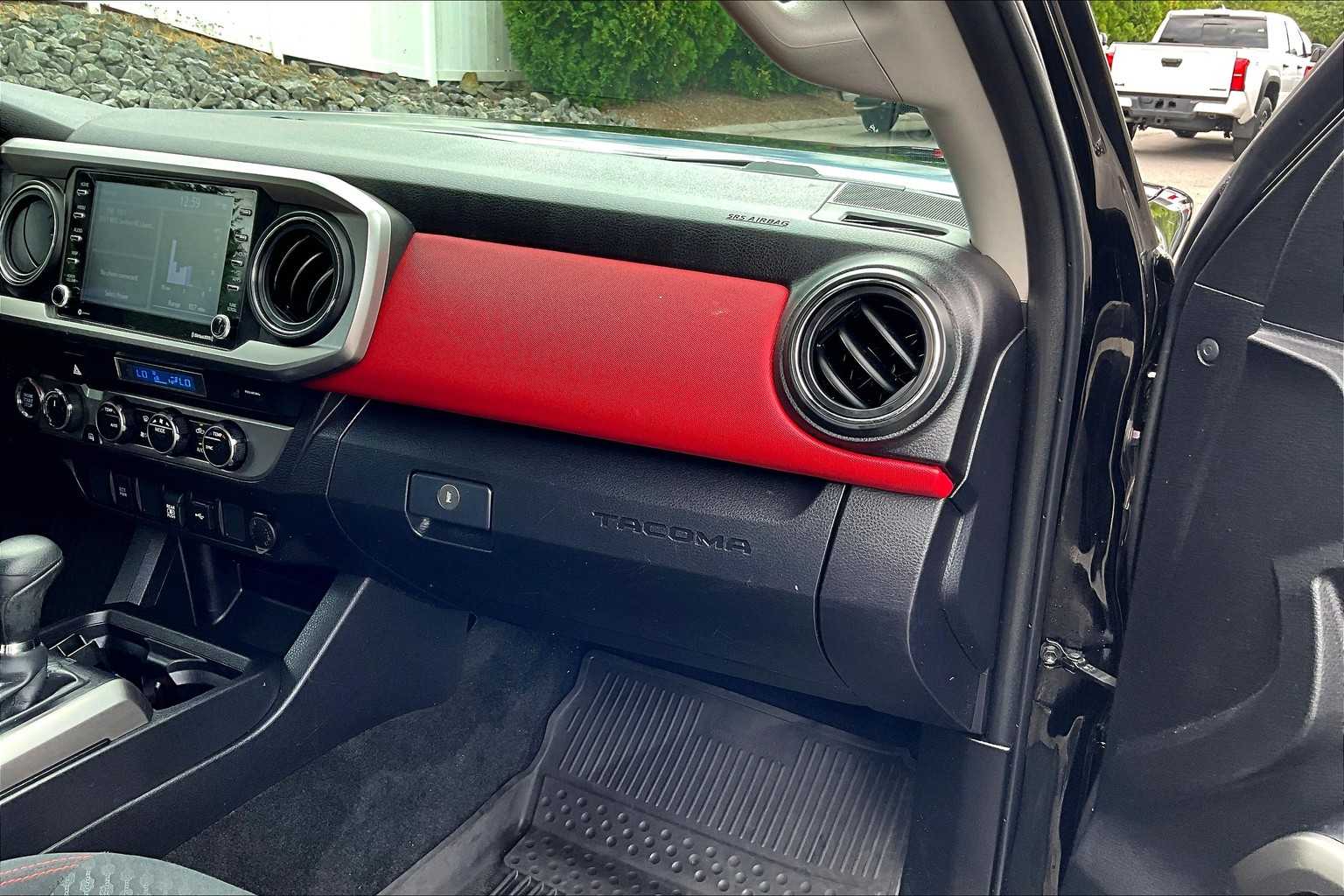 2023 Toyota Tacoma SR5 - Photo 13