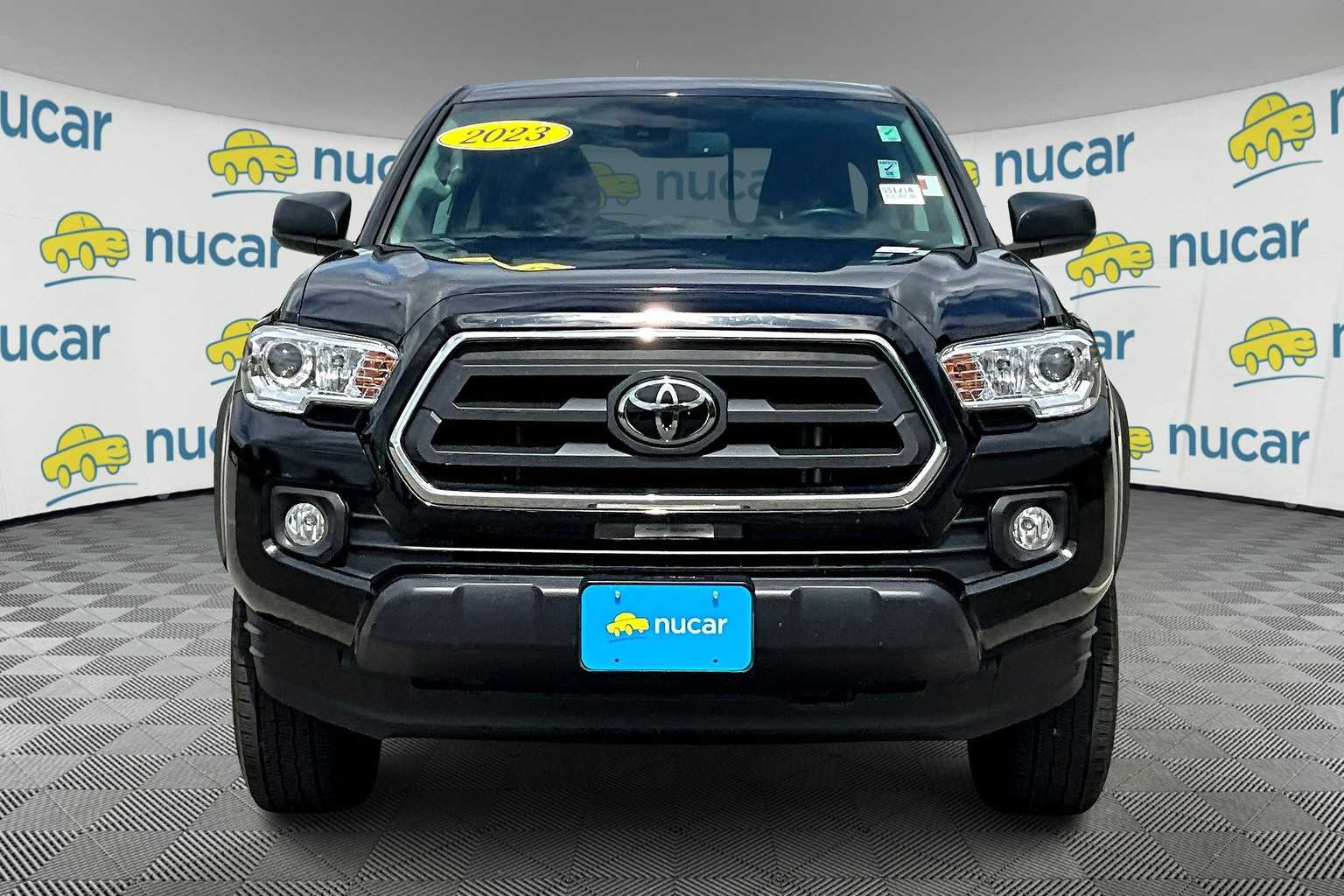 2023 Toyota Tacoma SR5 - Photo 2