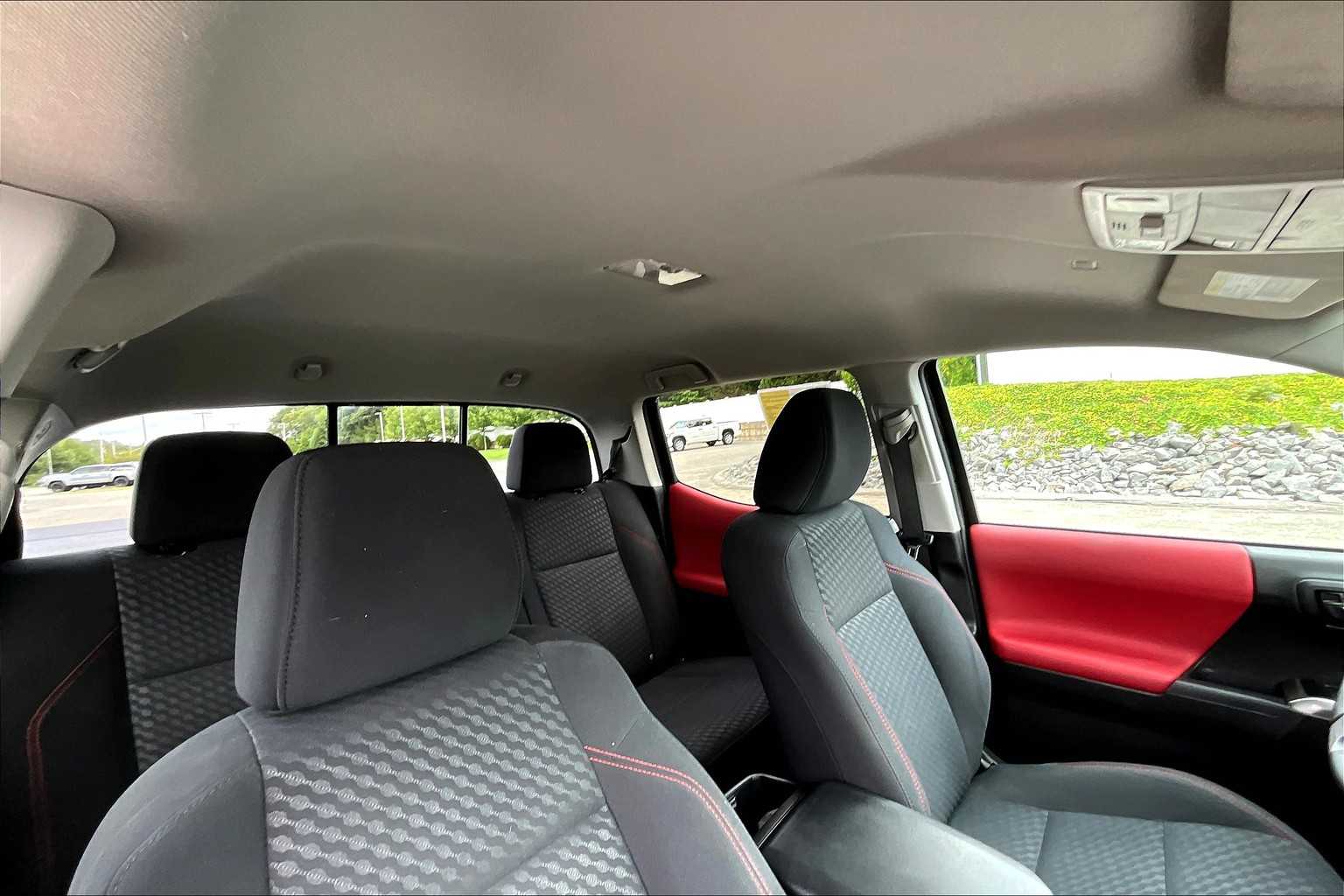2023 Toyota Tacoma SR5 - Photo 22