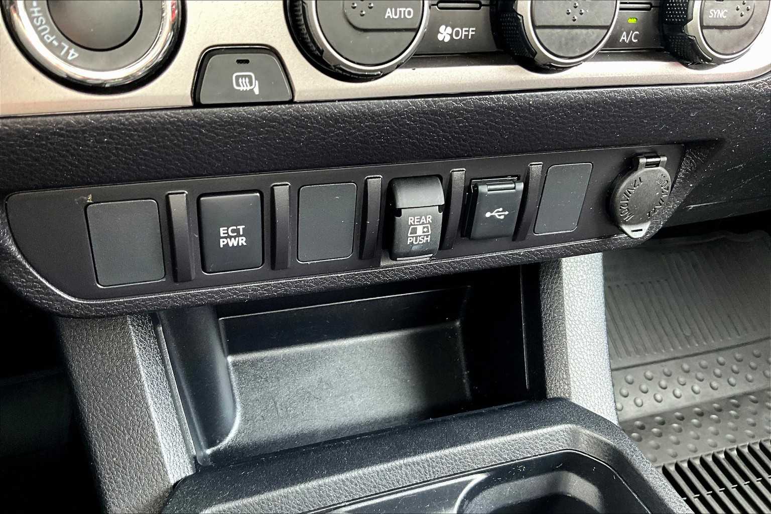 2023 Toyota Tacoma SR5 - Photo 27