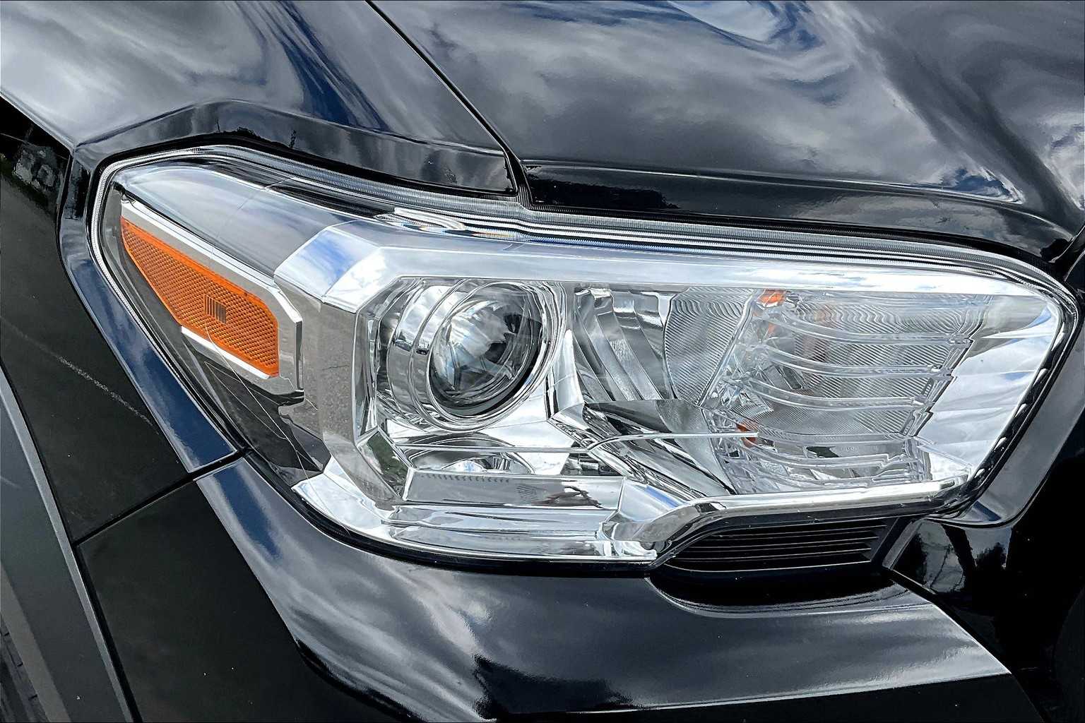 2023 Toyota Tacoma SR5 - Photo 33