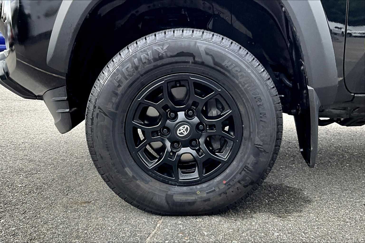 2023 Toyota Tacoma SR5 - Photo 7