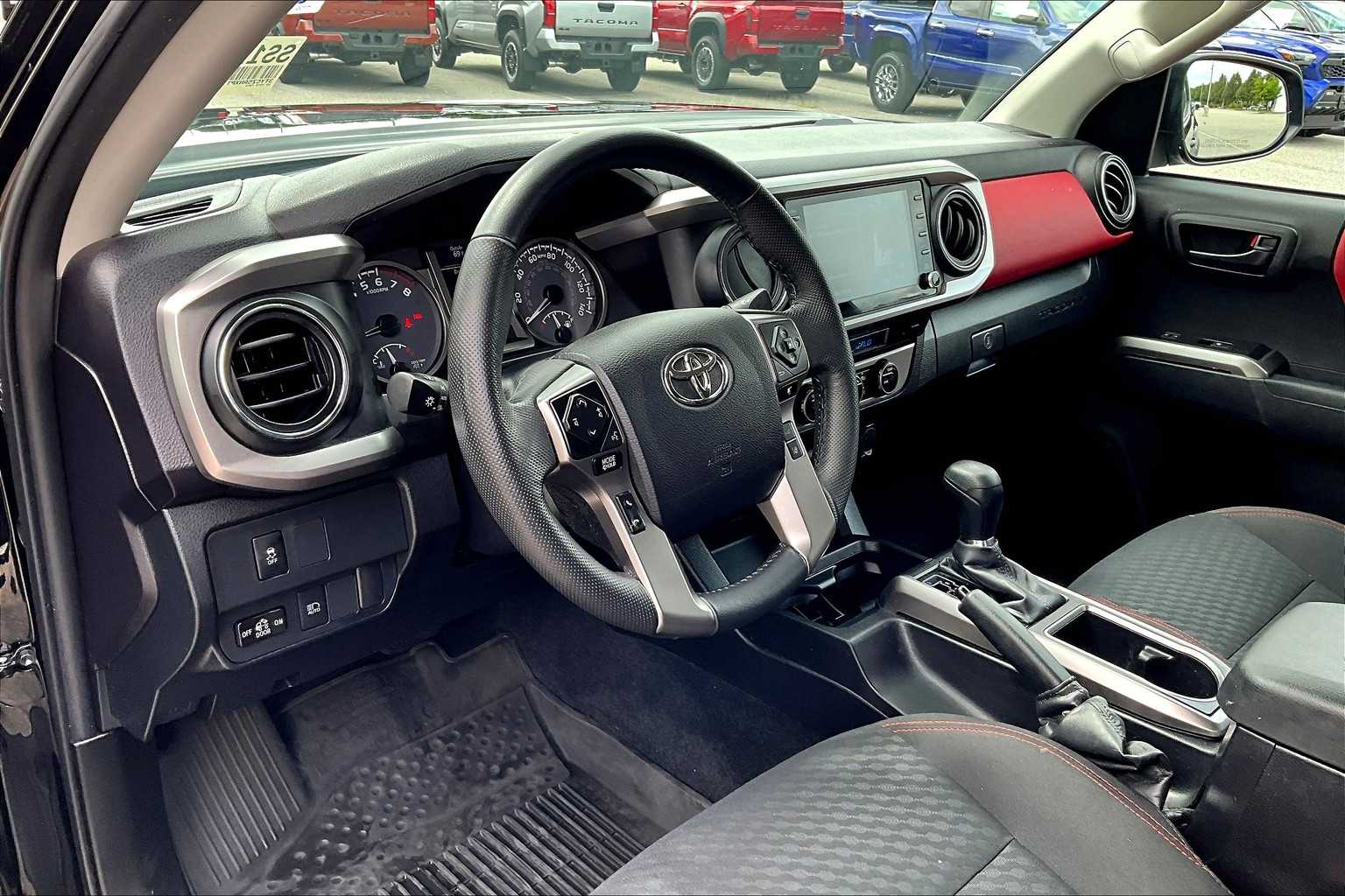 2023 Toyota Tacoma SR5 - Photo 8