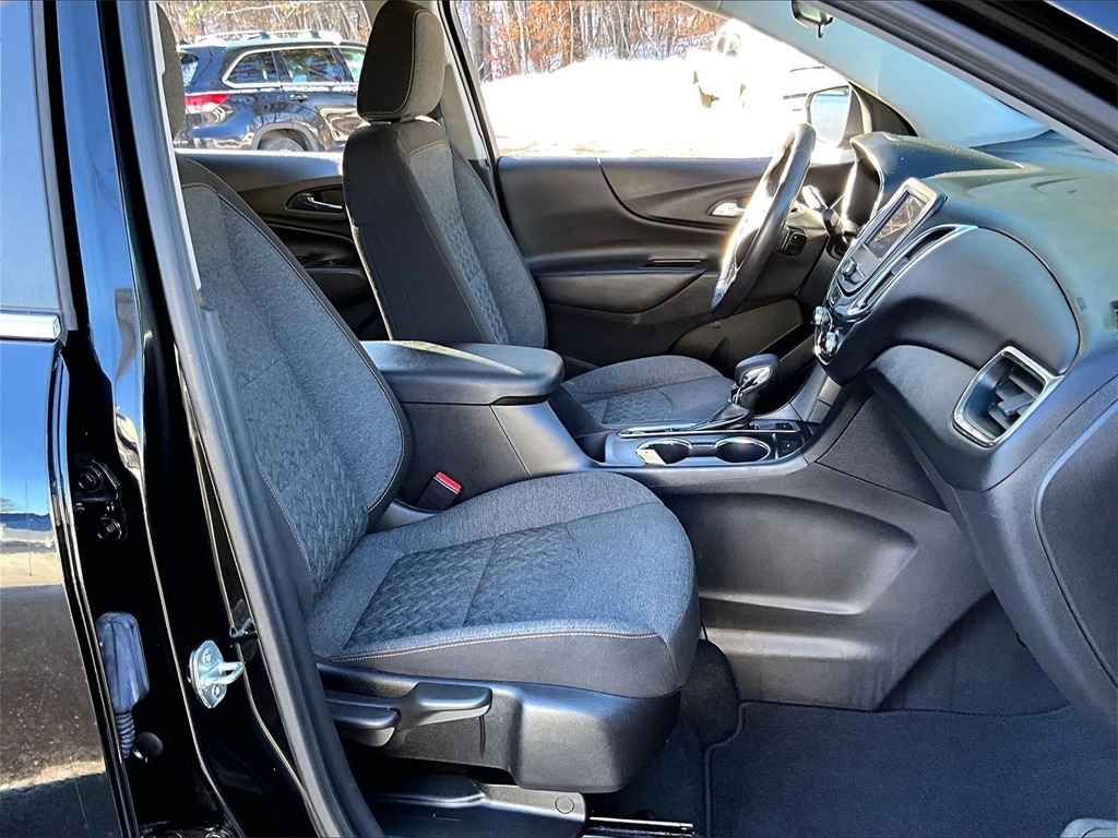 2022 Chevrolet Equinox LT - Photo 11