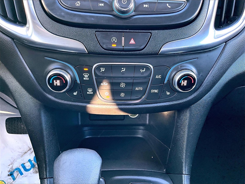 2022 Chevrolet Equinox LT - Photo 26