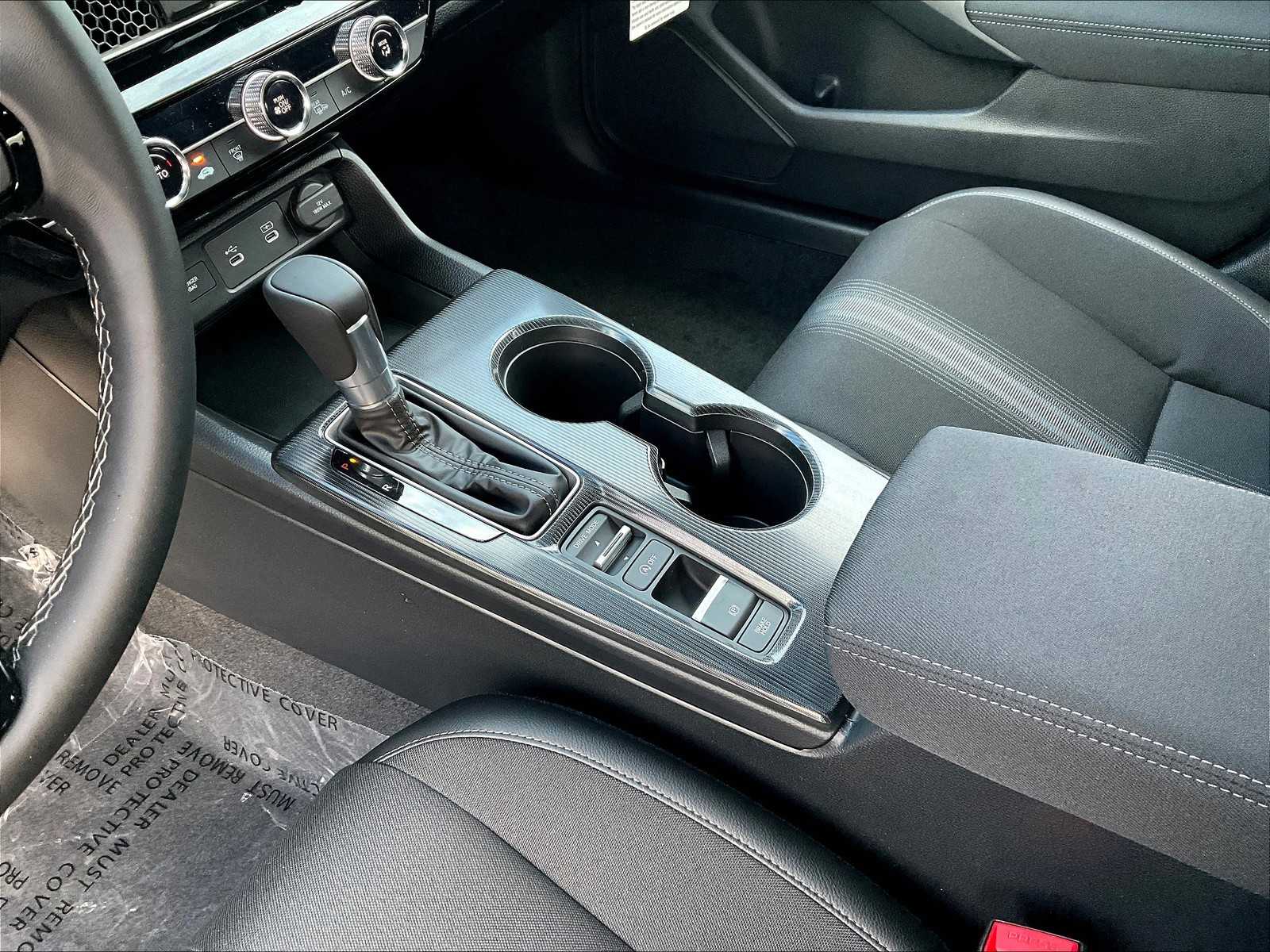 2026 Honda Civic Hatchback Sport - Photo 14