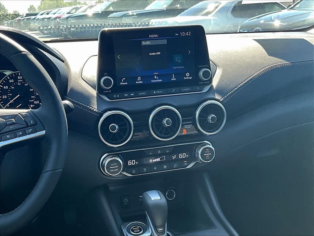 2025 Nissan Sentra SV - Photo 12