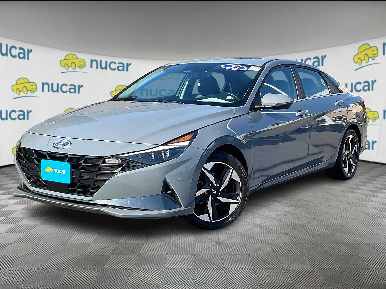 2023 Hyundai Elantra Limited - Photo 3