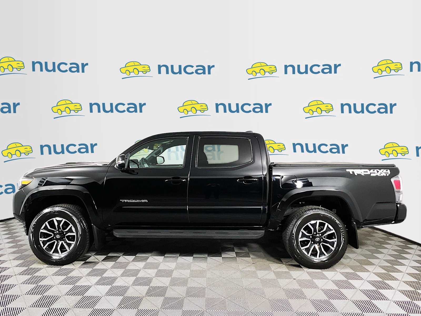 2023 Toyota Tacoma TRD Sport - Photo 4