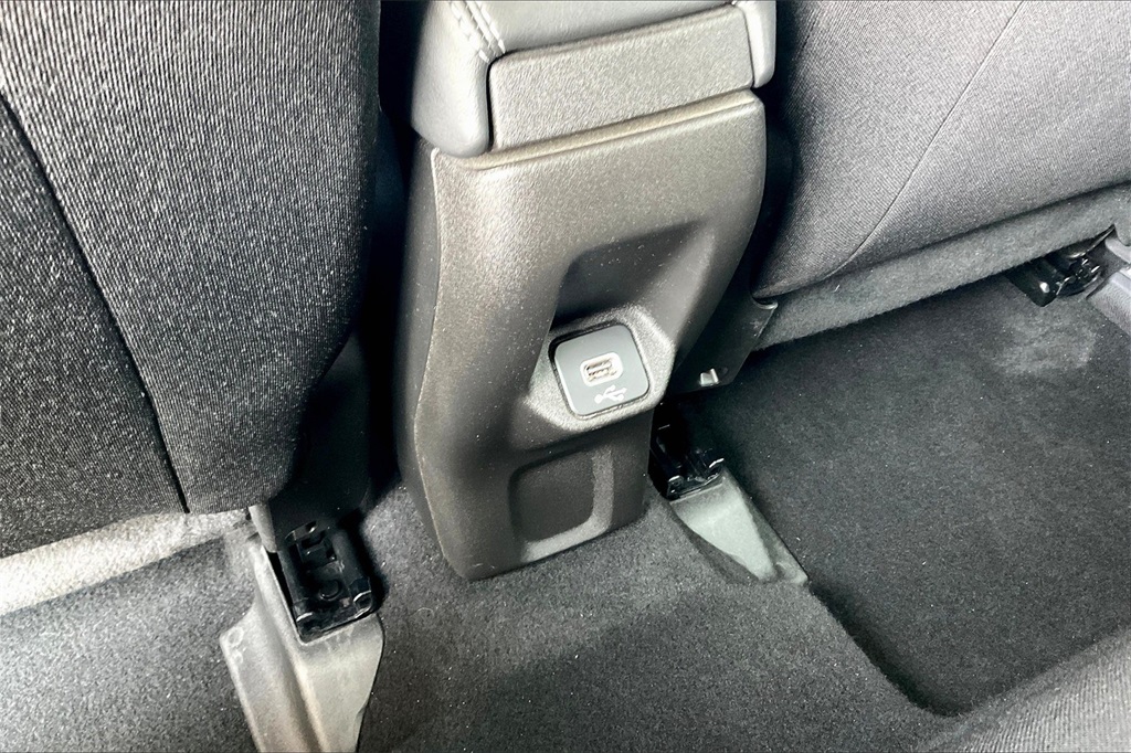 2022 Jeep Renegade Latitude - Photo 25