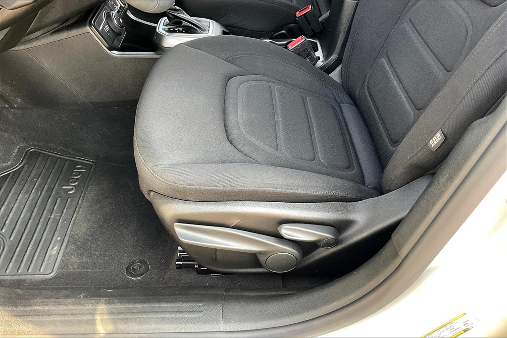 2022 Jeep Renegade Latitude - Photo 32