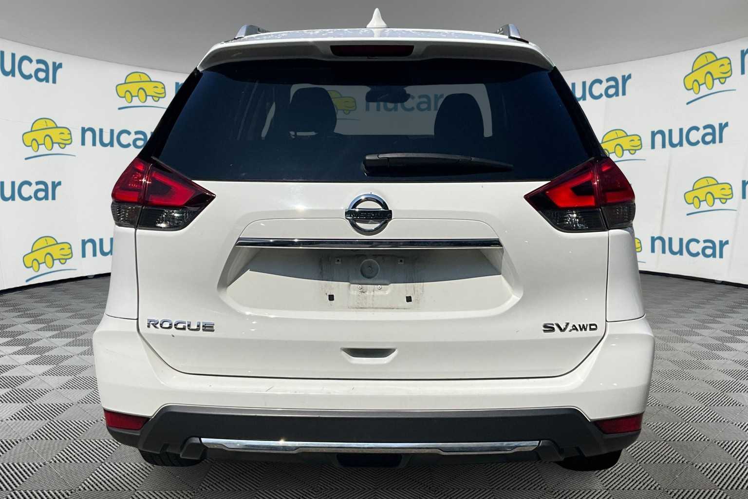 2017 Nissan Rogue SV - Photo 3