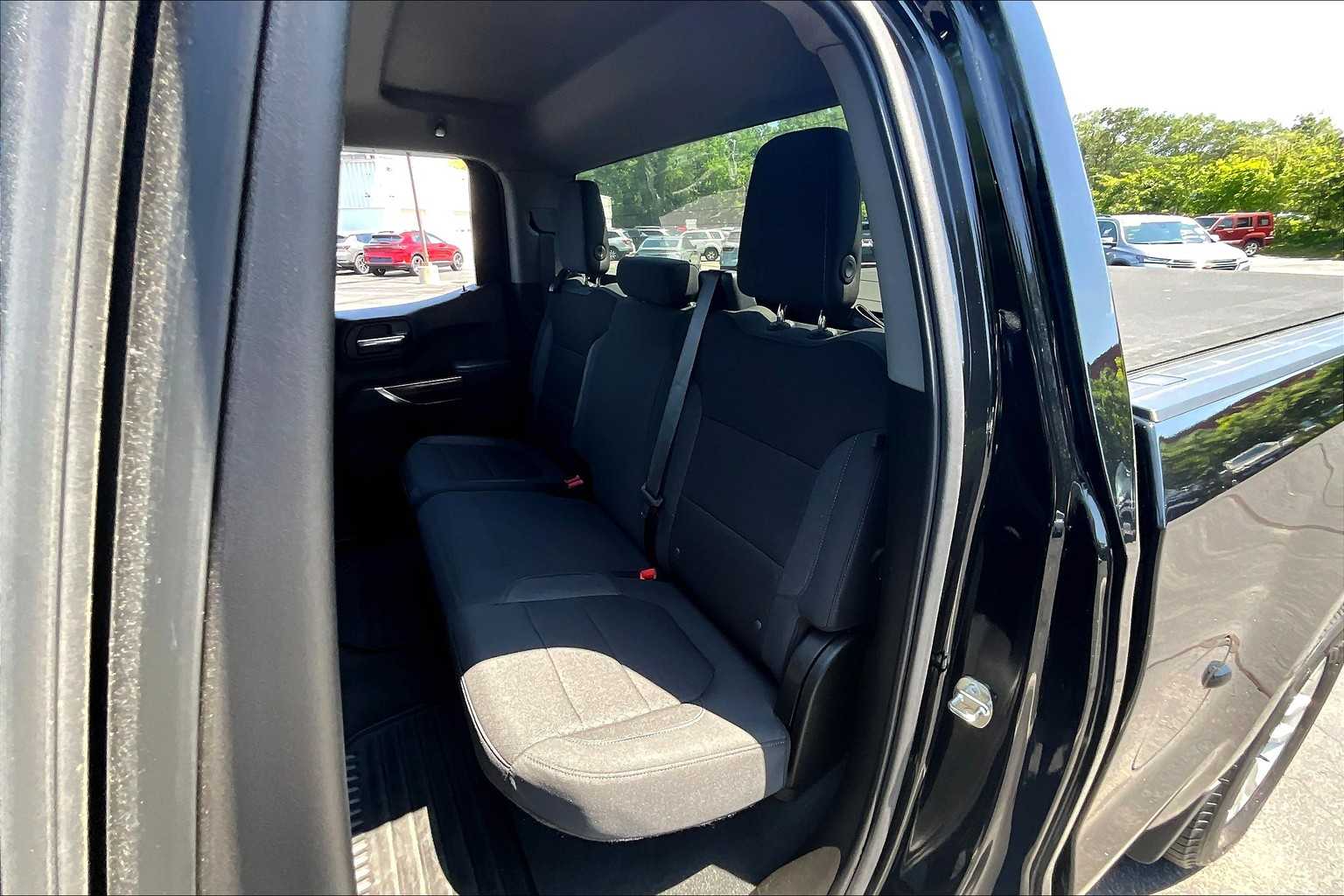 2020 Chevrolet Silverado 1500 RST - Photo 14