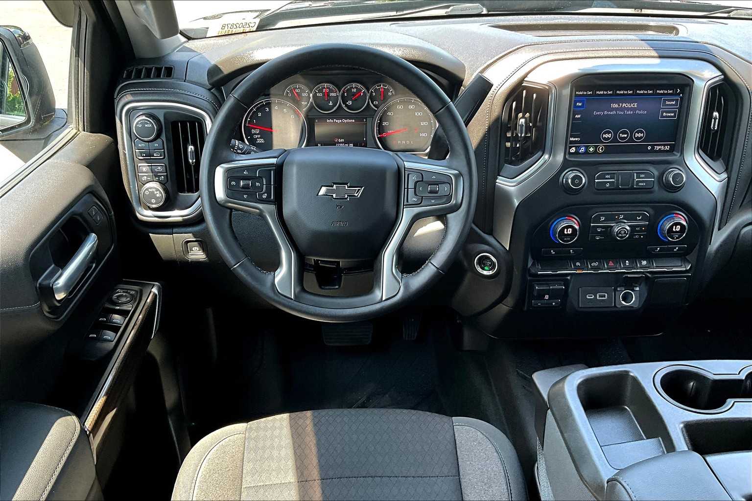 2020 Chevrolet Silverado 1500 RST - Photo 16