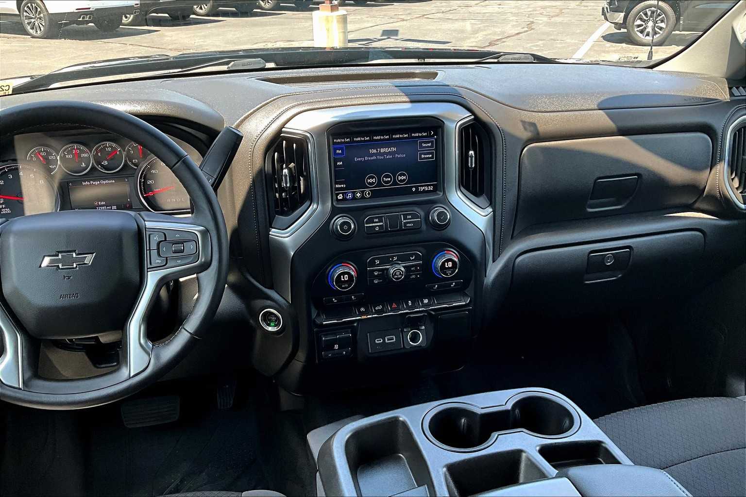 2020 Chevrolet Silverado 1500 RST - Photo 17