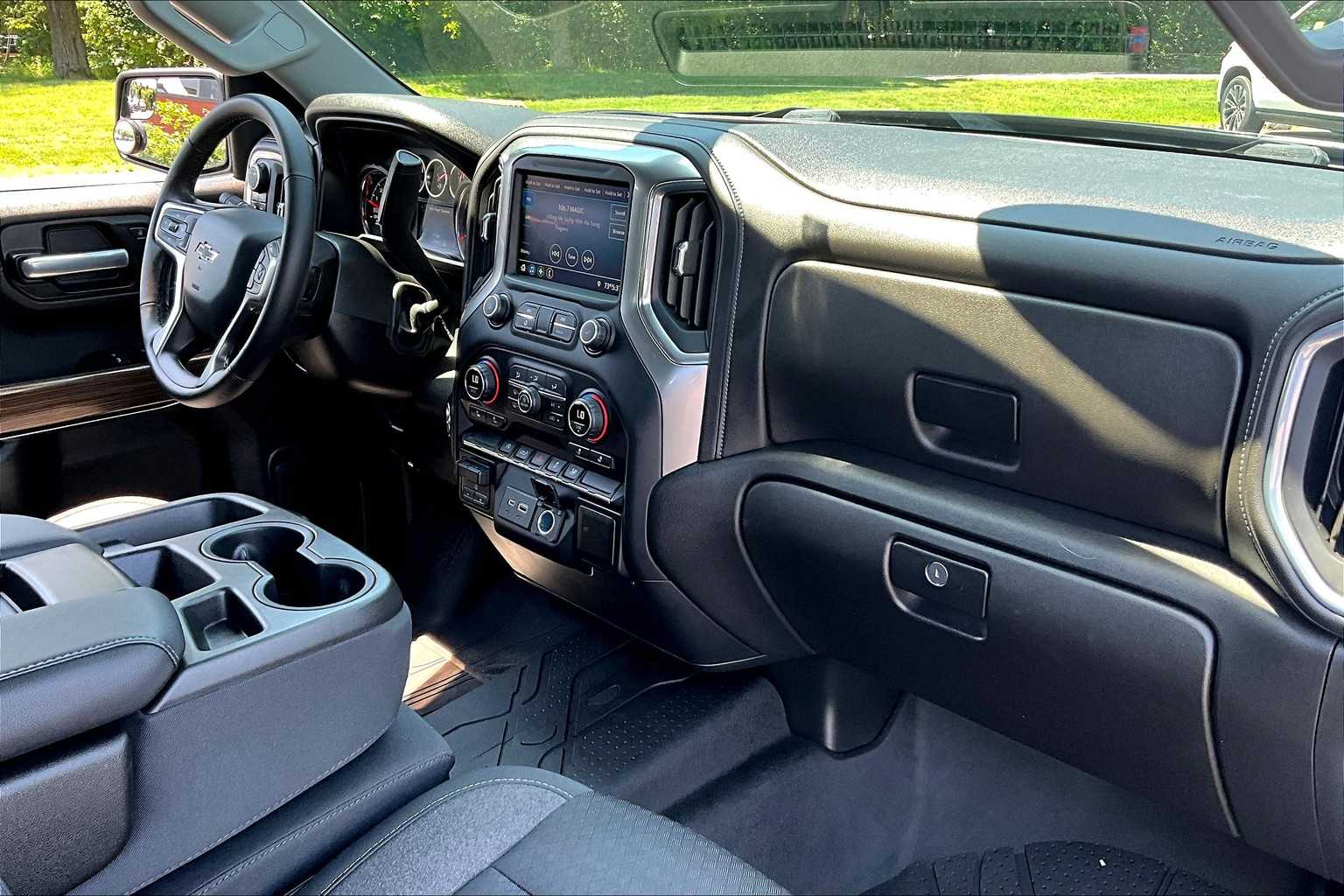 2020 Chevrolet Silverado 1500 RST - Photo 21