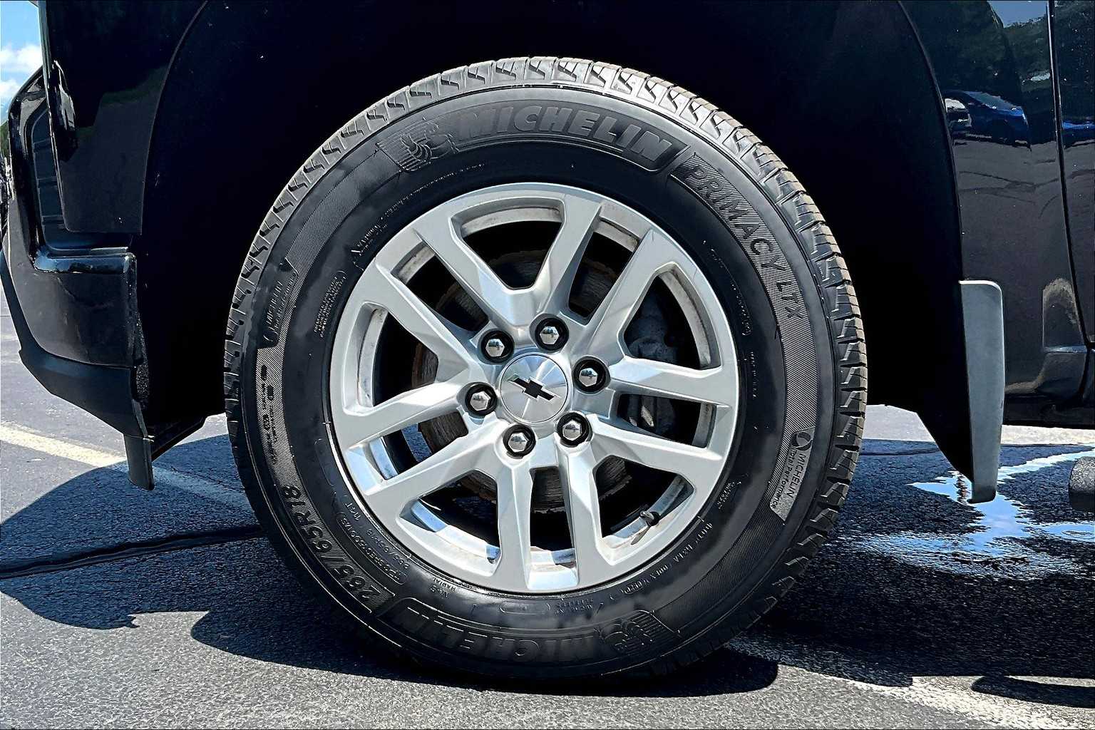 2020 Chevrolet Silverado 1500 RST - Photo 7