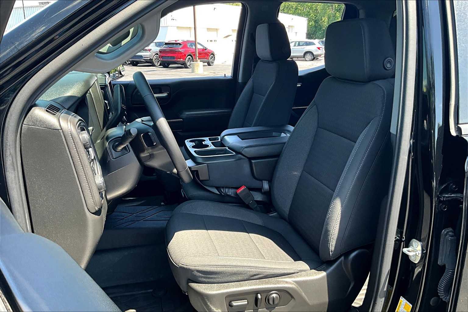 2020 Chevrolet Silverado 1500 RST - Photo 10