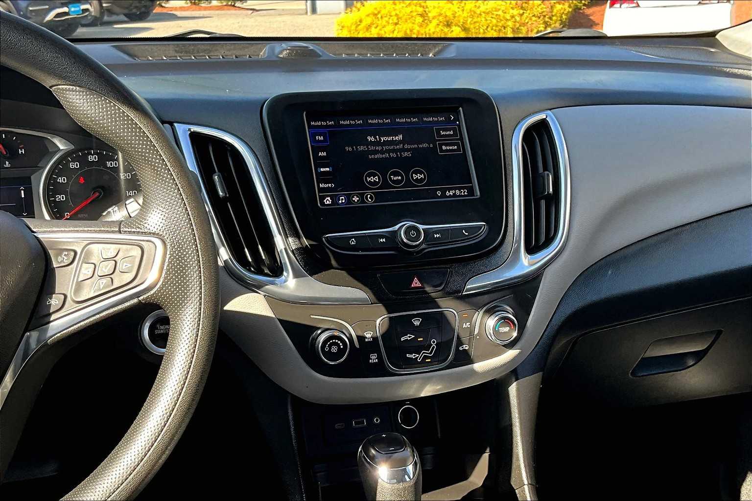 2021 Chevrolet Equinox LT - Photo 18