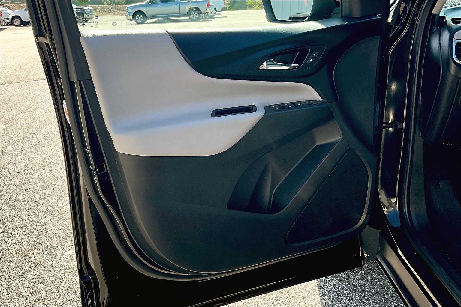 2021 Chevrolet Equinox LT - Photo 9