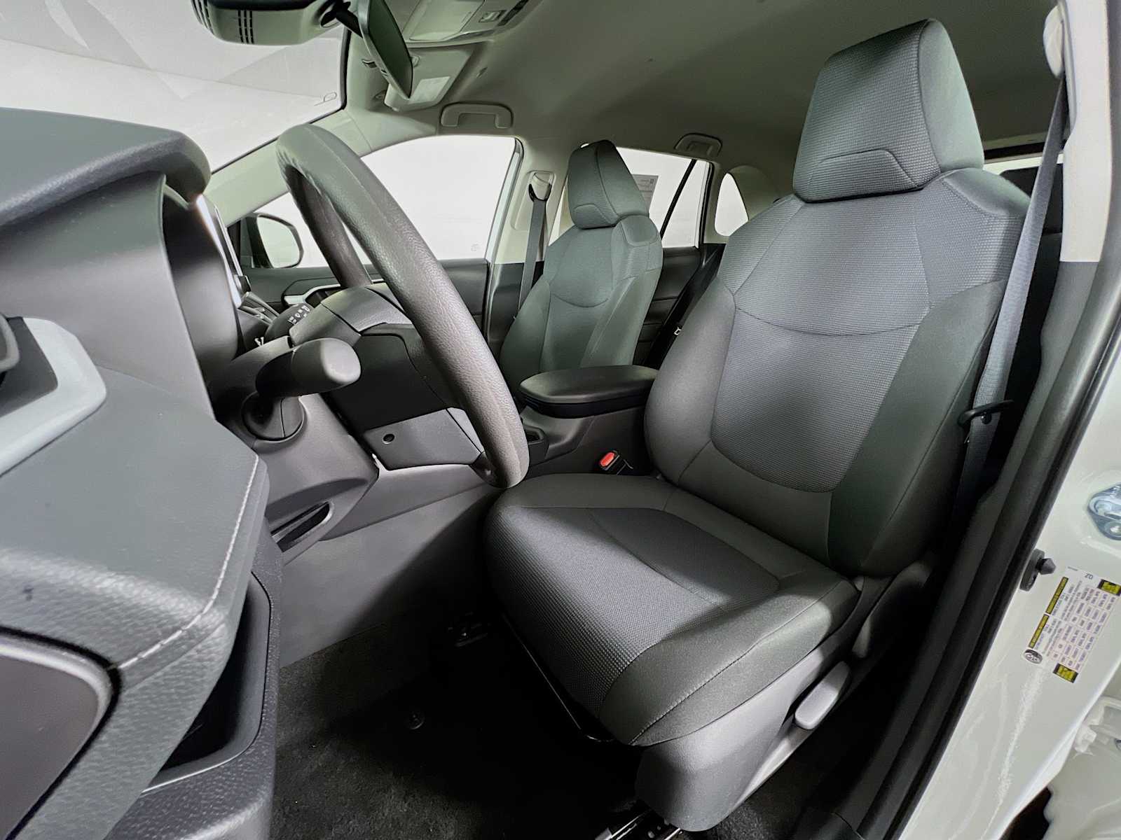 2025 Toyota RAV4 LE - Photo 12