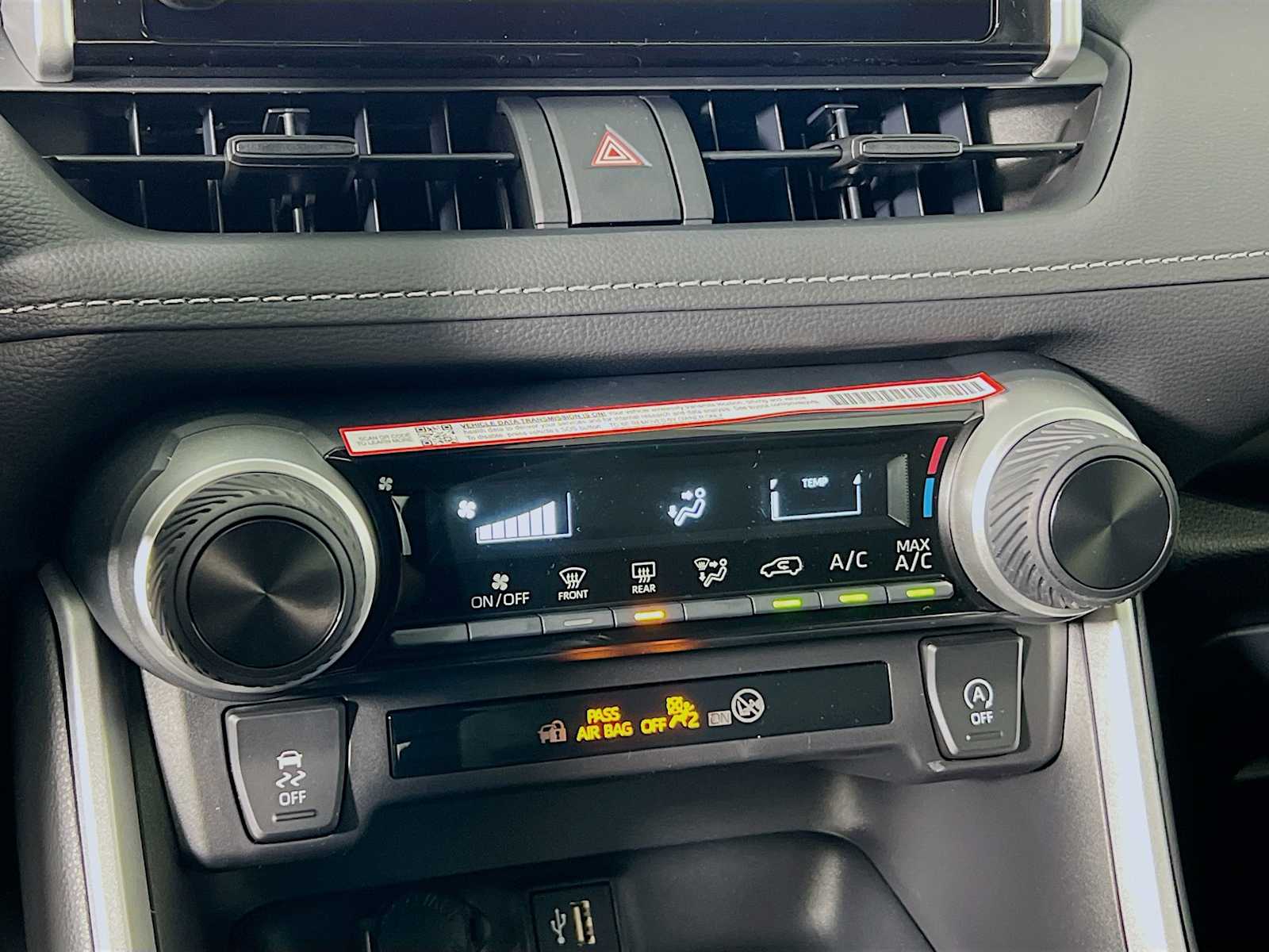 2025 Toyota RAV4 LE - Photo 10