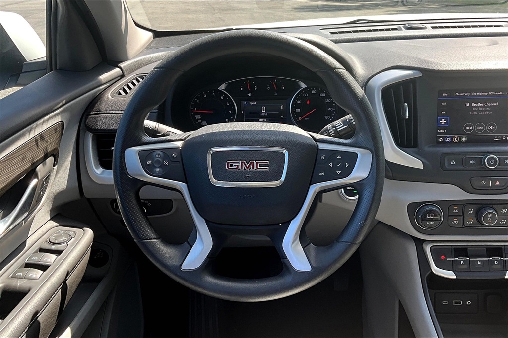 2023 GMC Terrain SLE - Photo 17