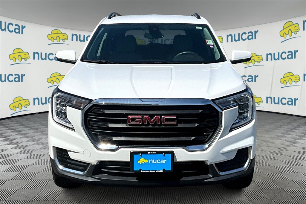 2023 GMC Terrain SLE - Photo 2
