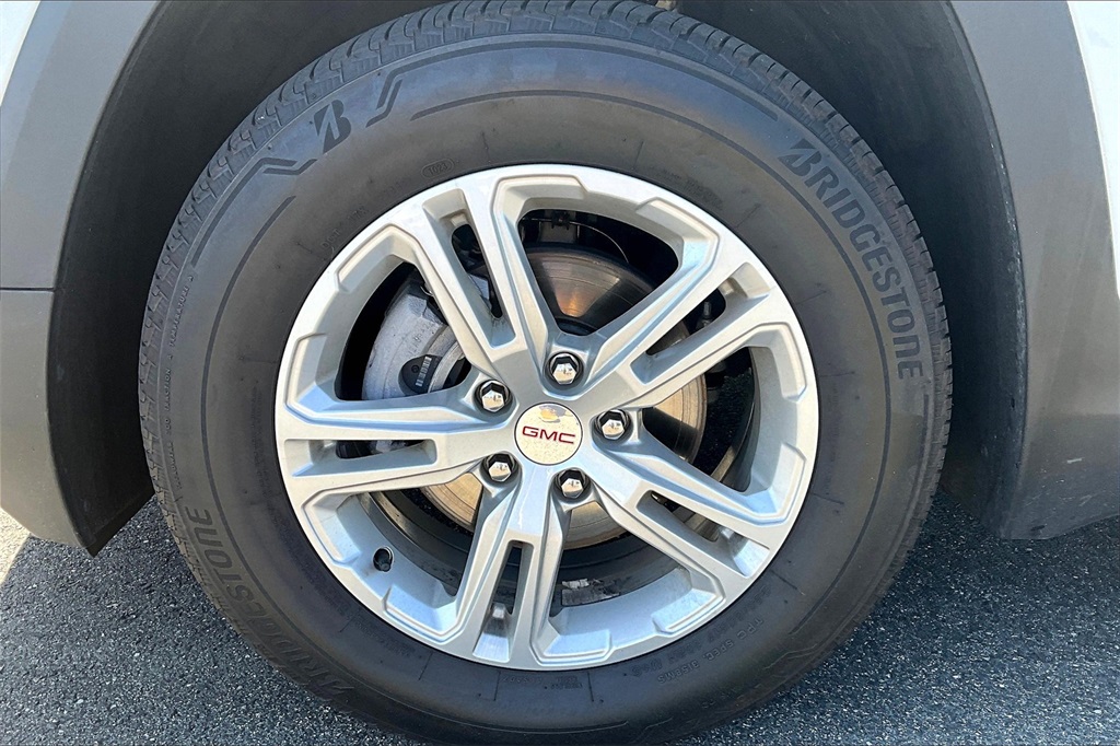 2023 GMC Terrain SLE - Photo 7