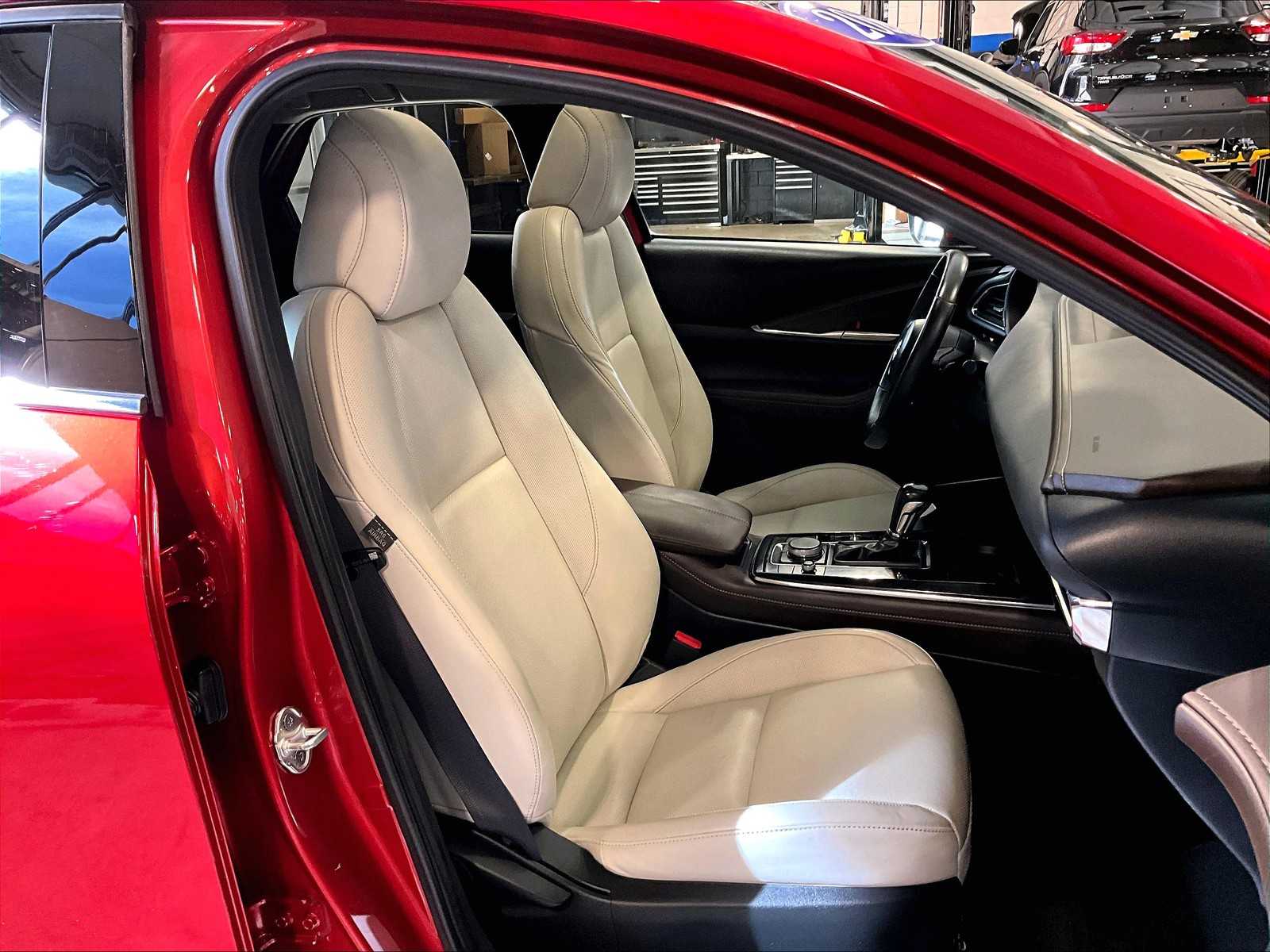 2021 Mazda CX-30 Premium - Photo 11