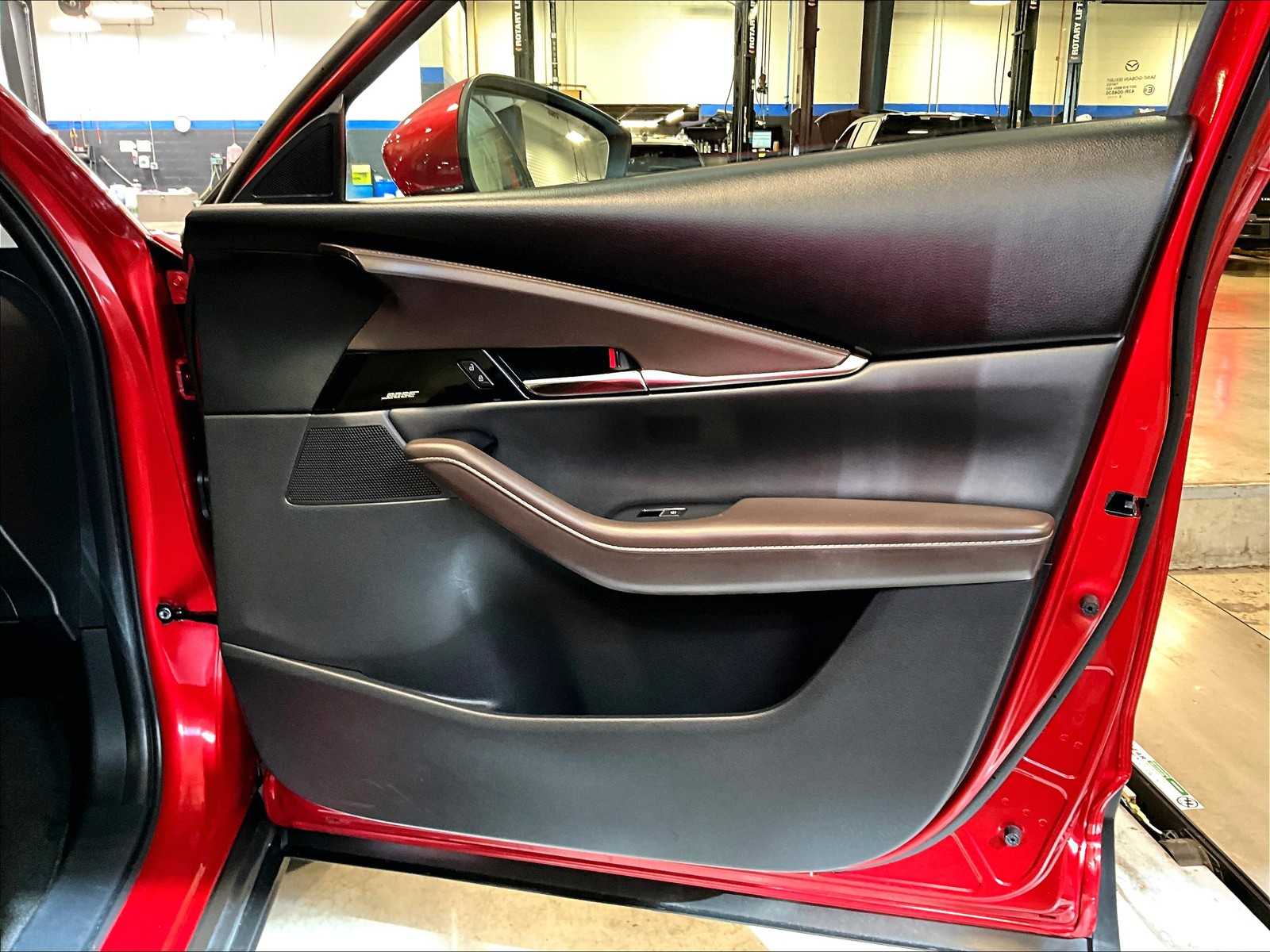 2021 Mazda CX-30 Premium - Photo 12