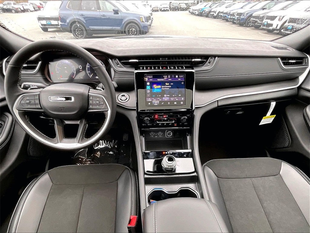 2025 Jeep Grand Cherokee L Altitude X - Photo 12