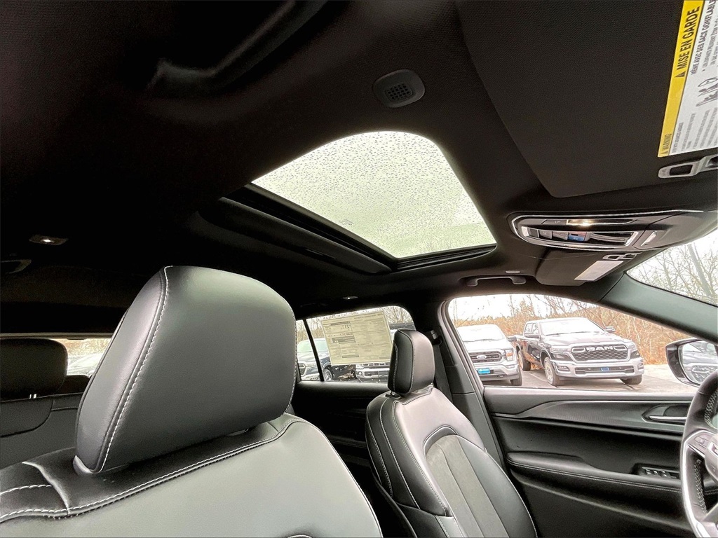 2025 Jeep Grand Cherokee L Altitude X - Photo 18