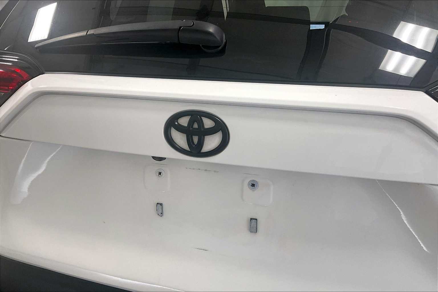 2023 Toyota RAV4 XLE - Photo 29