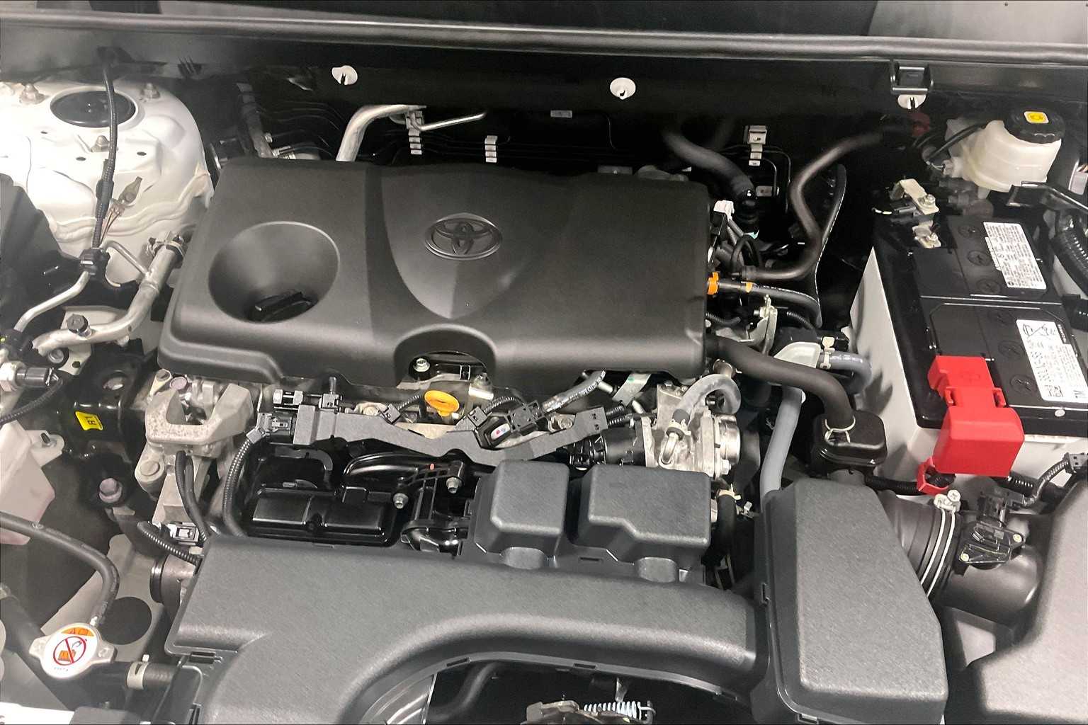 2023 Toyota RAV4 XLE - Photo 35