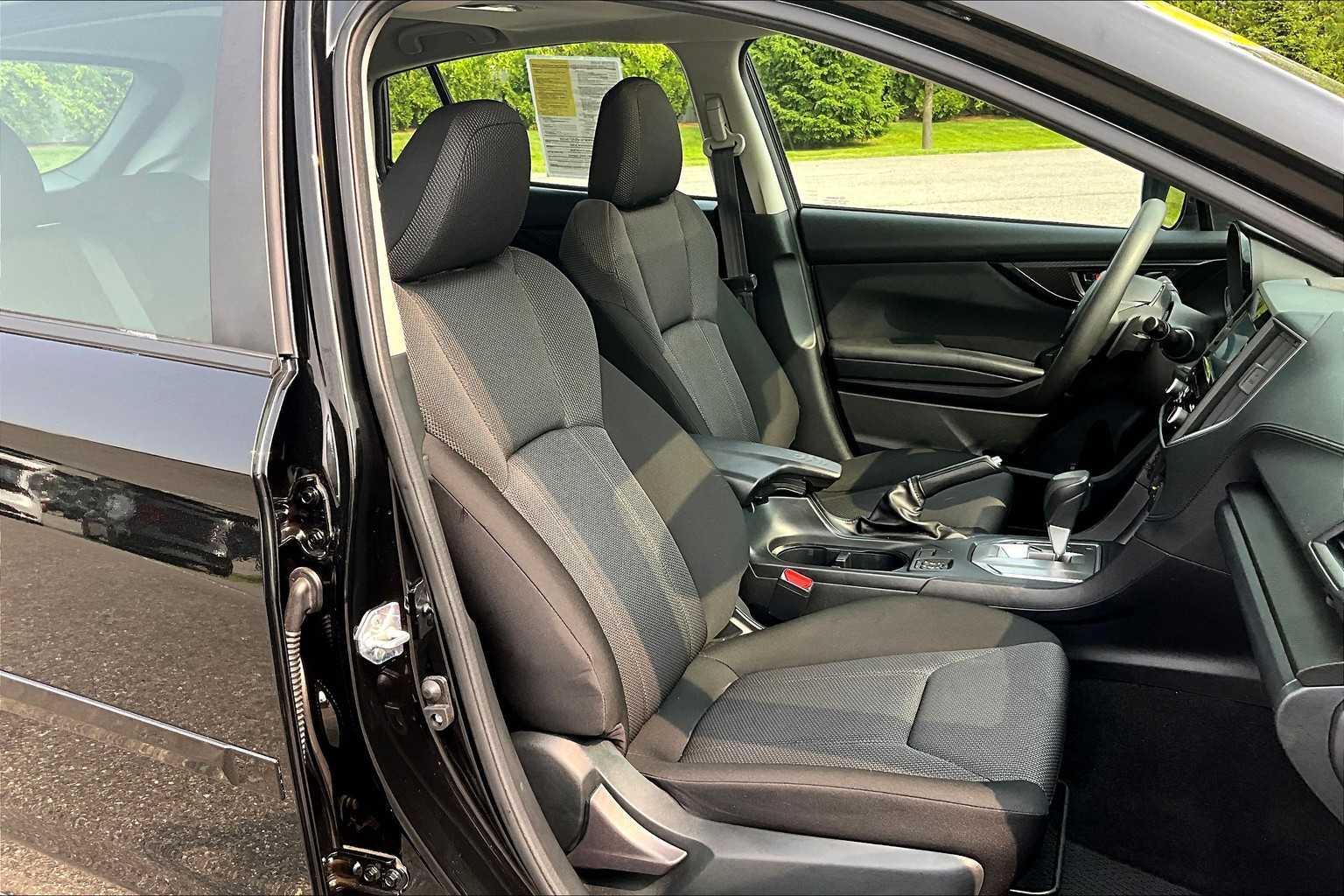 2022 Subaru Impreza Premium - Photo 11