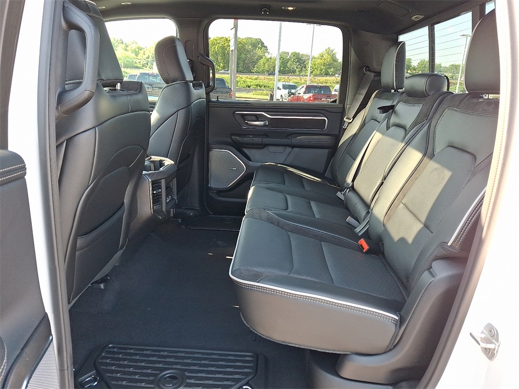 2026 Ram 1500 Laramie - Photo 6