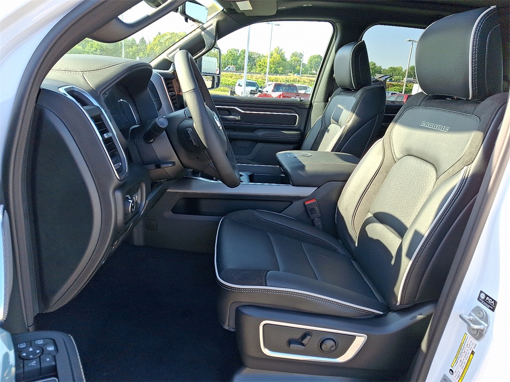 2026 Ram 1500 Laramie - Photo 9