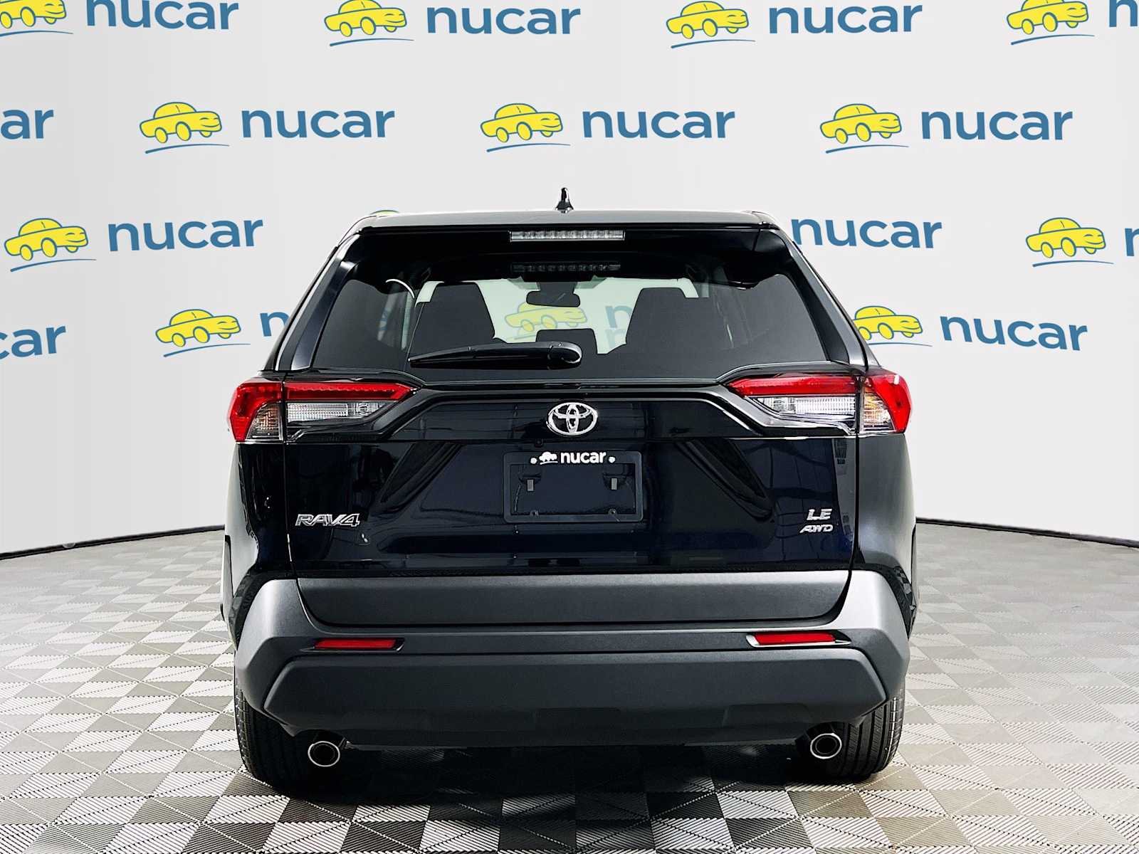 2025 Toyota RAV4 LE - Photo 5